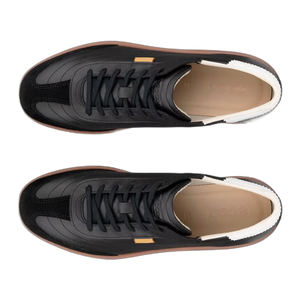 Soft 11 Sneaker
