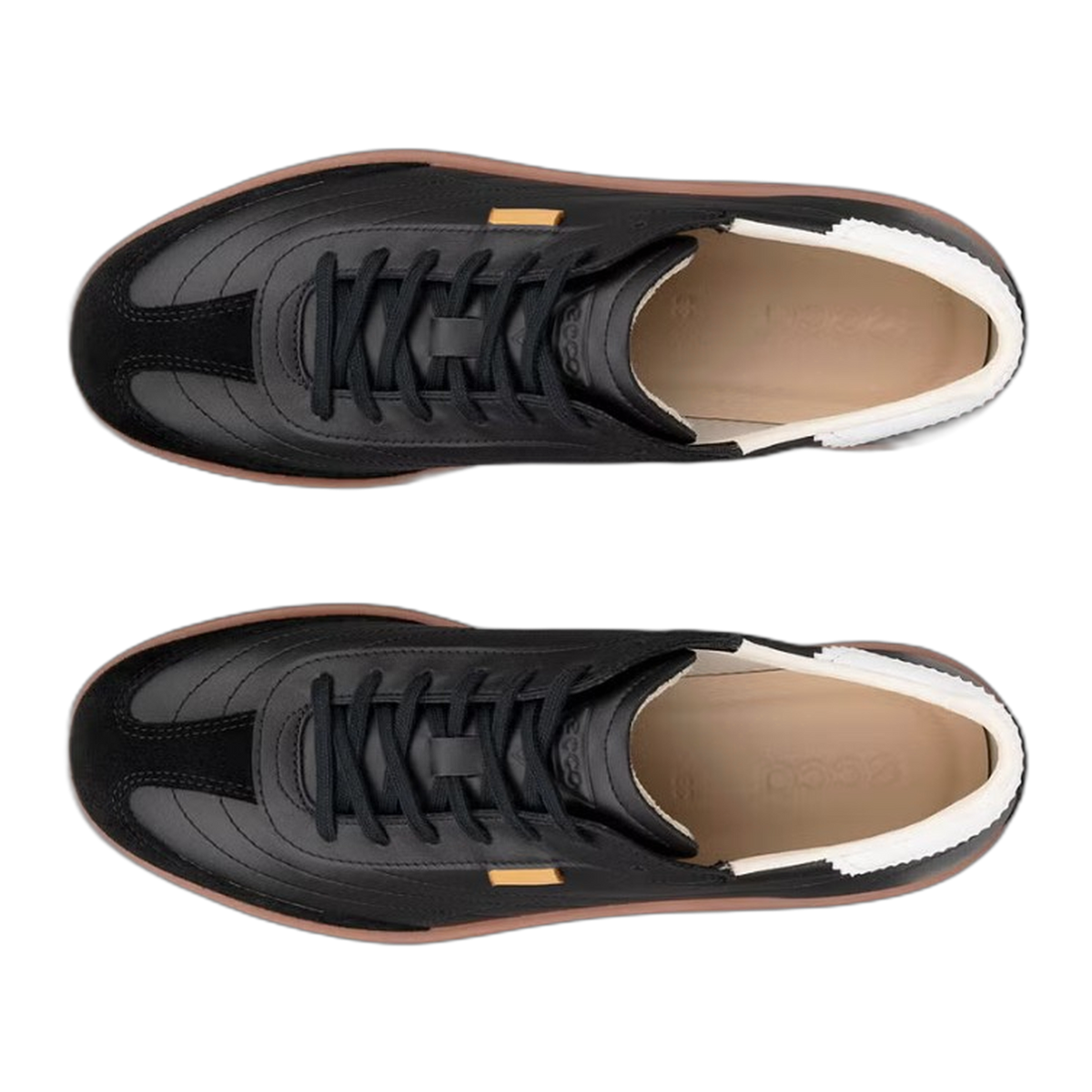 Soft 11 Sneaker
