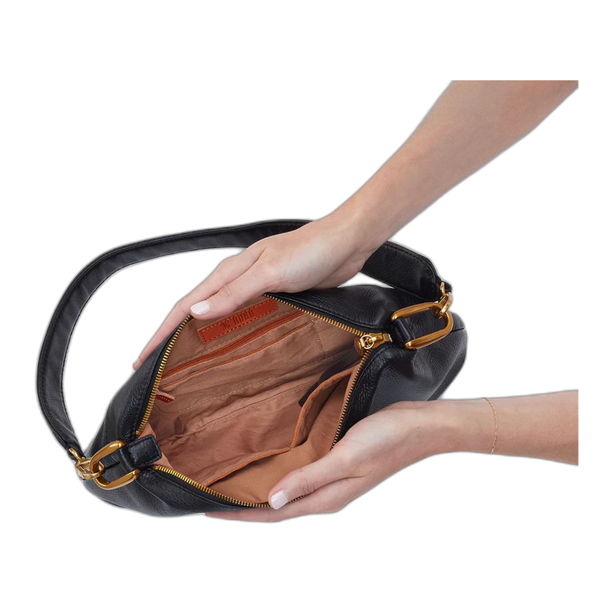 Advance Shoulder Bag