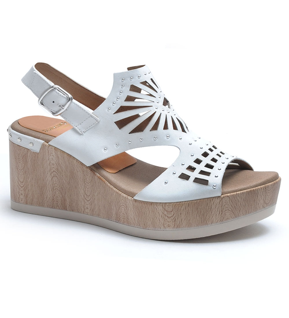 Dorking - Salma 7487